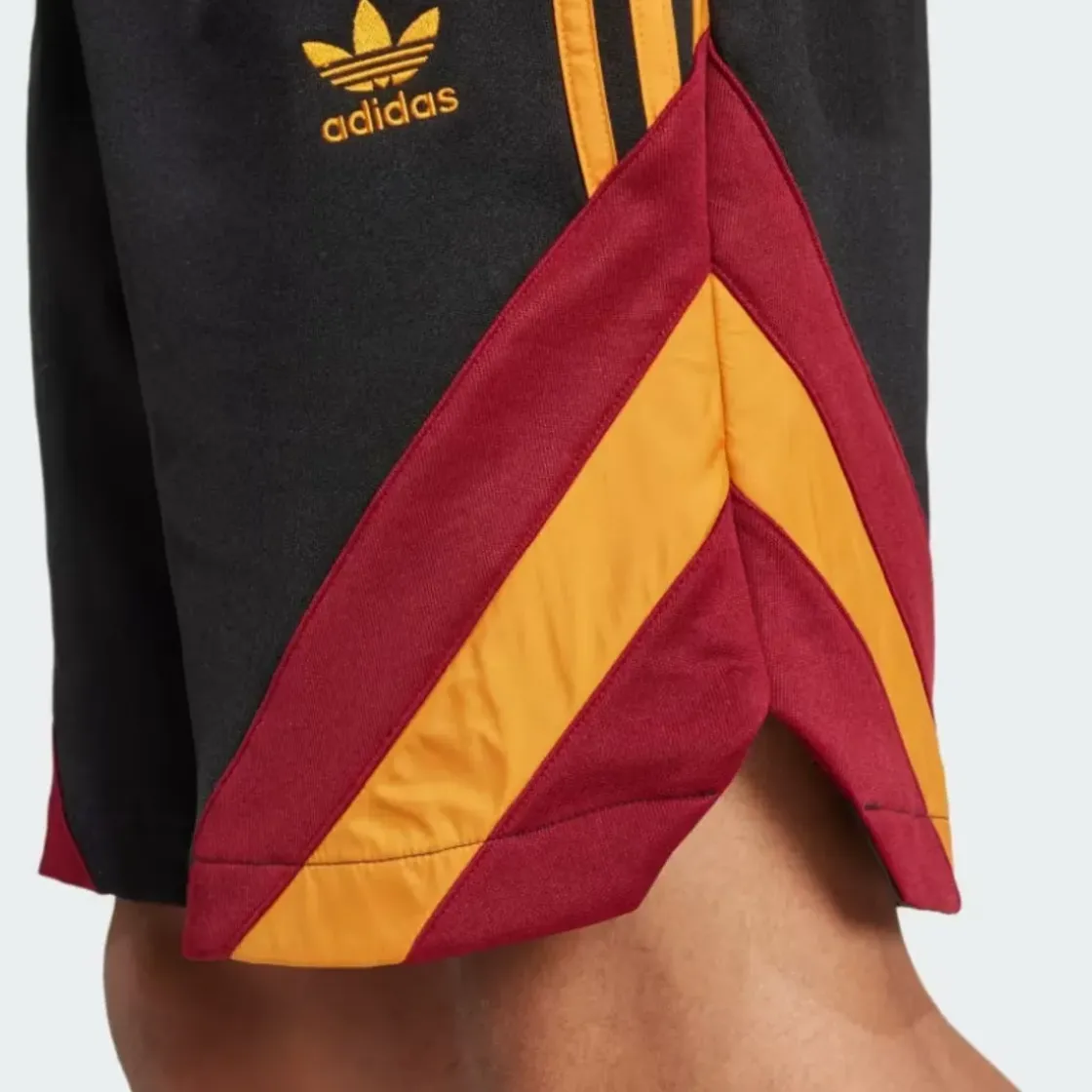 Store Adidas Originals Shorts, Men Shorts