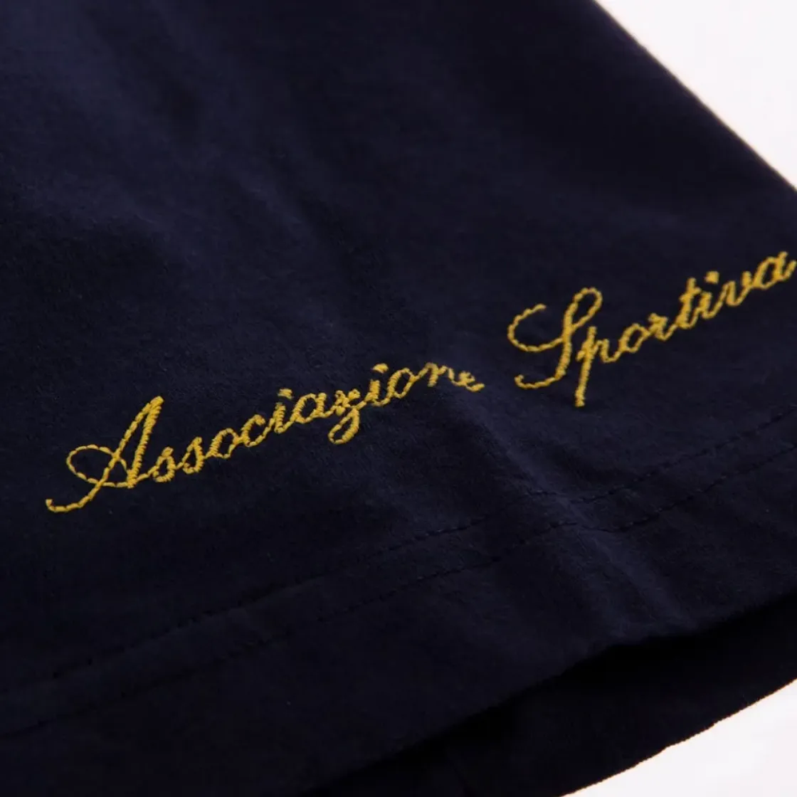 Fashion Heritage Crest logo T-shirt, Men, Blue T-shirts & Polo