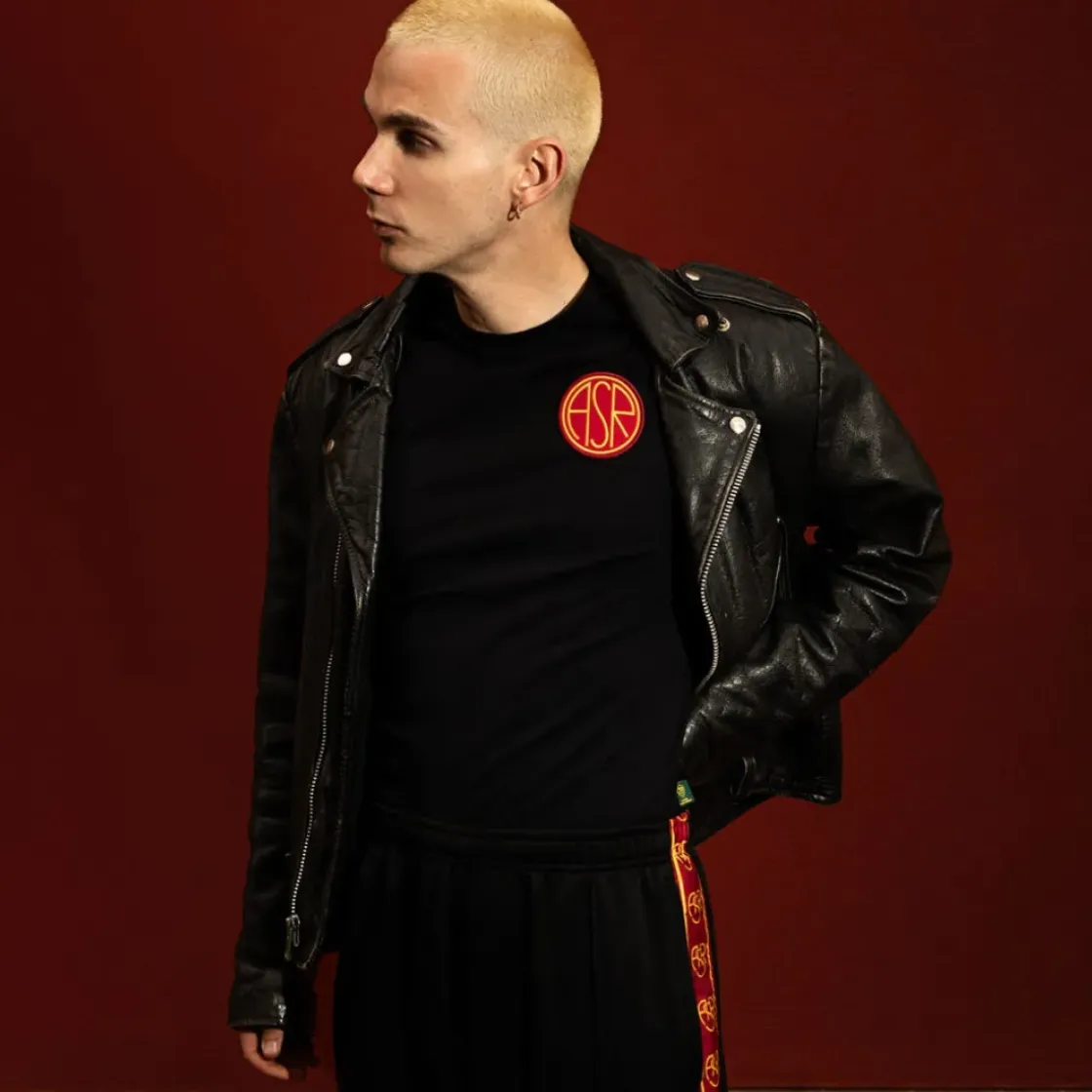 Cheap Retro Sporty Pants, Adult, Black Tracksuits & Pants